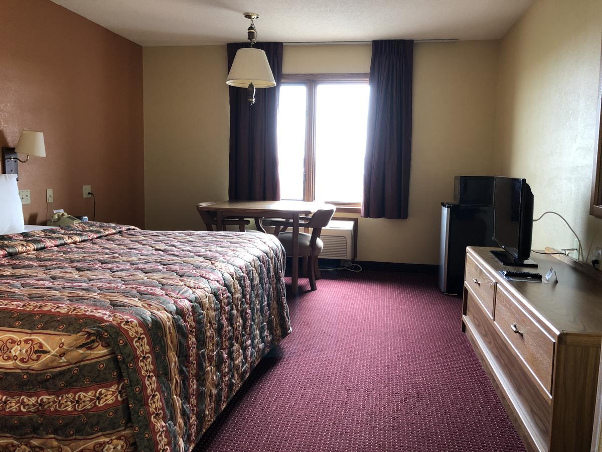 Old Towne Motel Westby Zewnętrze zdjęcie
